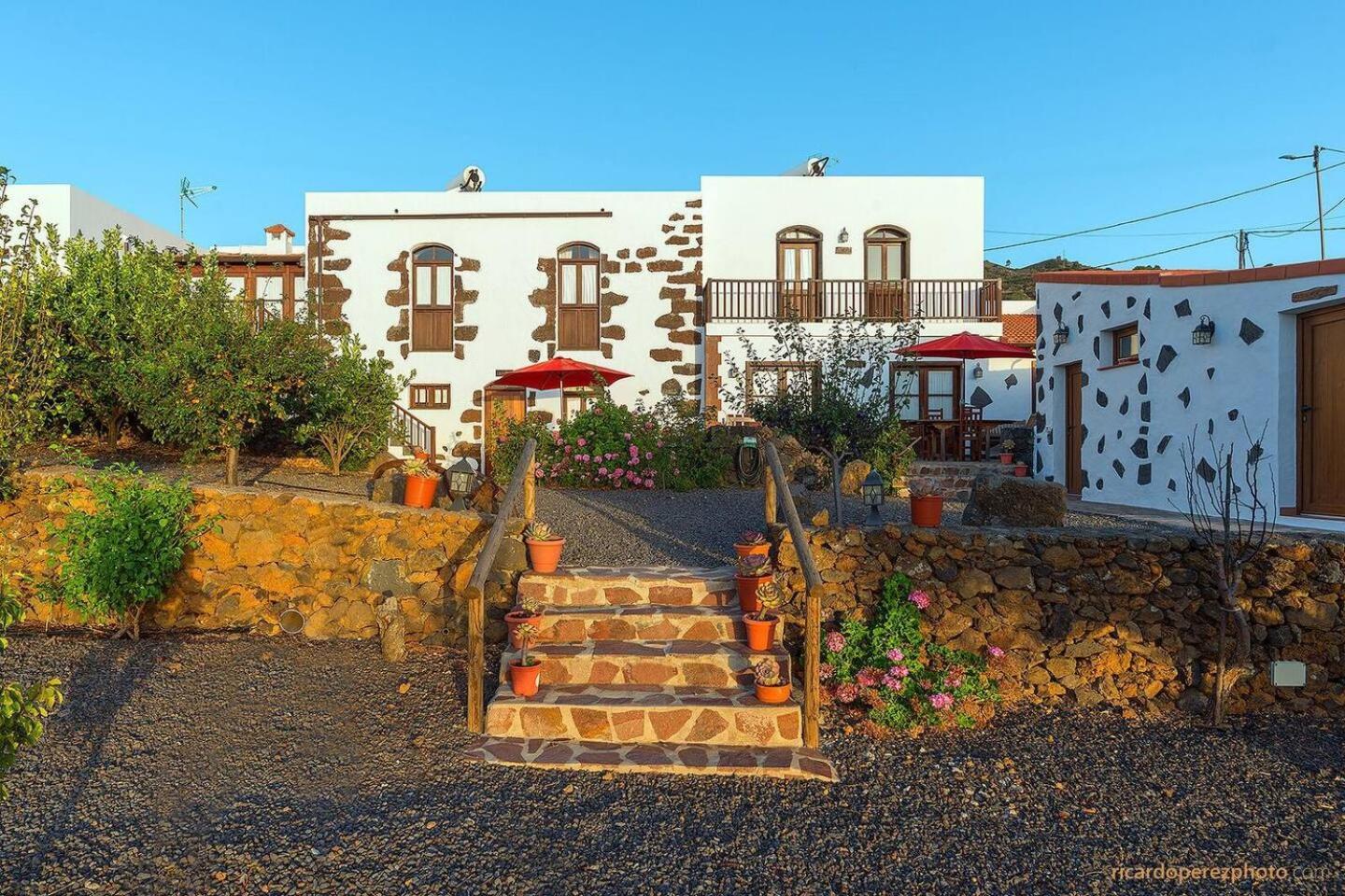 Las Casas Del Abuelito Julian & La Abuela Leonor Isora Exteriör bild