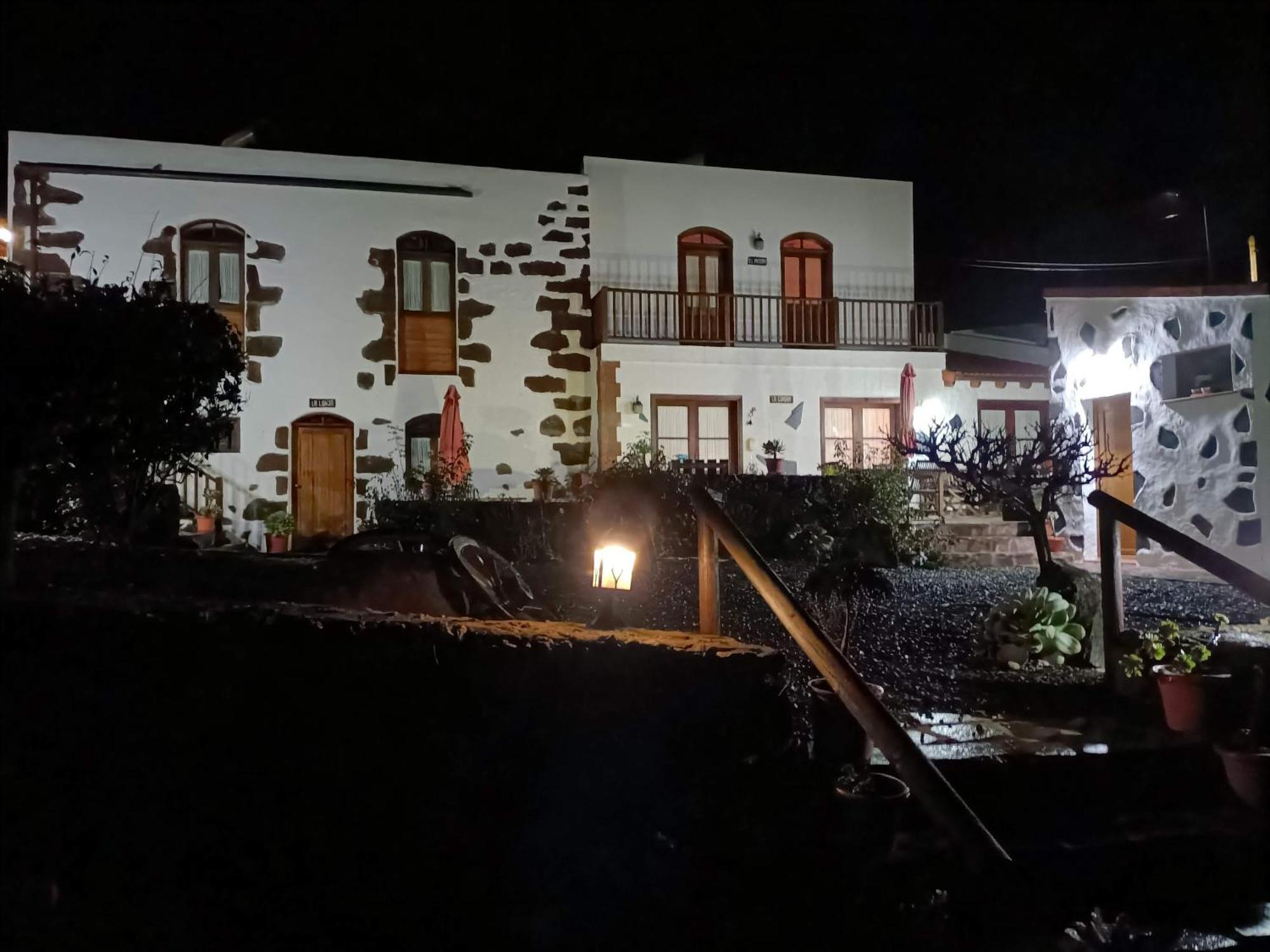 Las Casas Del Abuelito Julian & La Abuela Leonor Isora Exteriör bild
