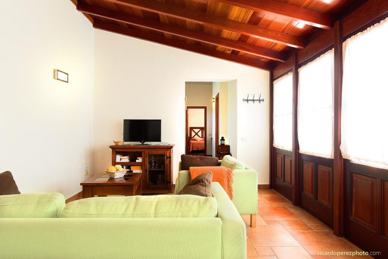 Las Casas Del Abuelito Julian & La Abuela Leonor Isora Exteriör bild